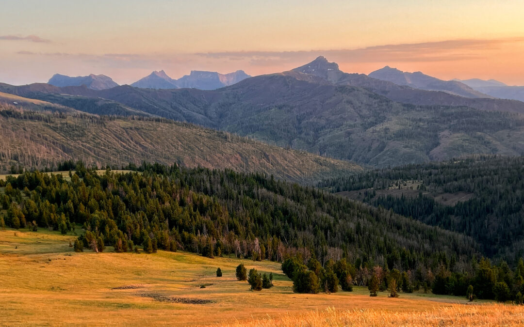 Hoodoo Basin and Absaroka Mountains Yellowstone National Park